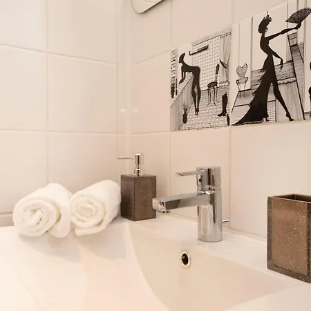 Appartamento Stylish In Old Town Bratislava